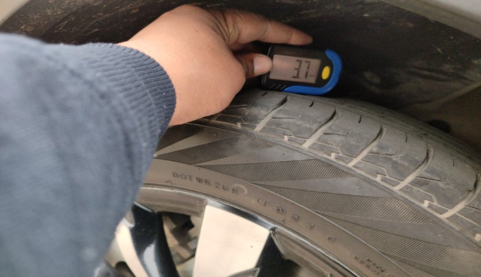 2020 MG HECTOR SHARP 2.0 DIESEL, Diesel, Manual, 1,00,950 km, tyre