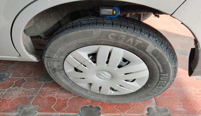 2021 Maruti Alto LXI, Petrol, Manual, 27,951 km, tyre