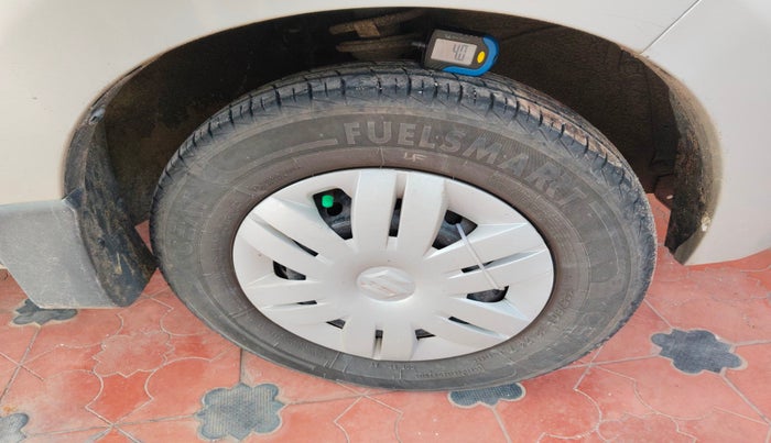 2021 Maruti Alto LXI, Petrol, Manual, 27,951 km, tyre