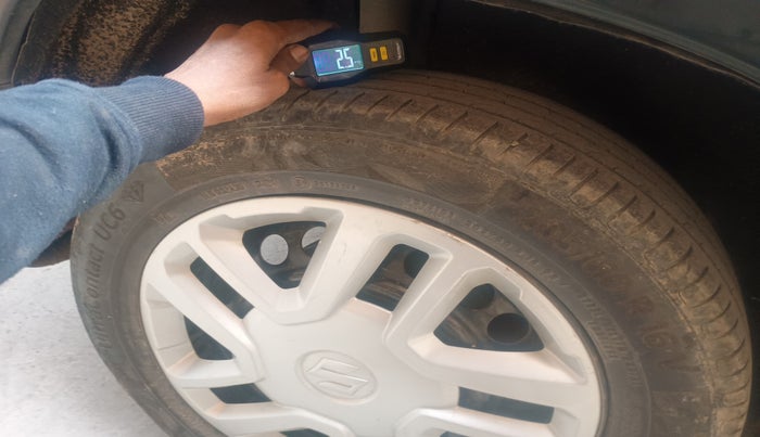 2017 Maruti Vitara Brezza VDI (O), Diesel, Manual, 1,77,198 km, tyre