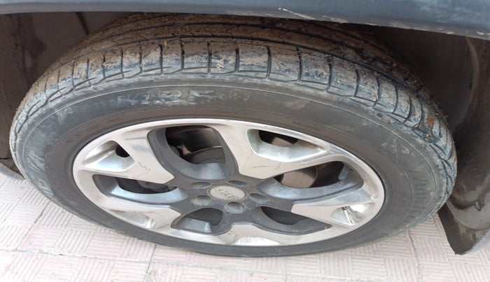 2019 Jeep Compass LIMITED PLUS DIESEL, Diesel, Manual, 96,536 km, tyre