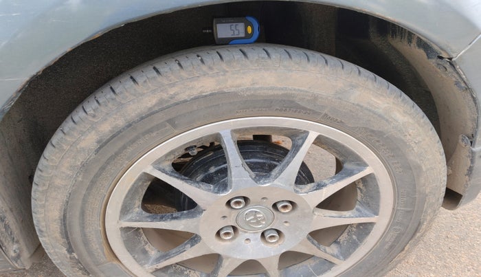 2010 Maruti Swift LXI, Petrol, Manual, 88,219 km, tyre