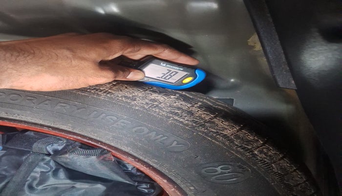 2022 Nissan MAGNITE XV PREMIUM TURBO CVT, Petrol, Automatic, 15,005 km, tyre