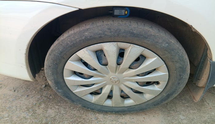 2015 Toyota Etios GD, Diesel, Manual, 94,735 km, tyre
