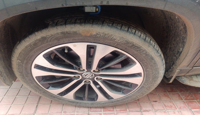 2021 MG HECTOR SHARP 1.5 PETROL CVT, Petrol, Automatic, 24,908 km, tyre