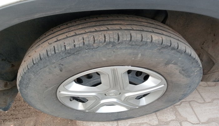 2021 Tata Harrier XM 2.0L KRYOTEC, Diesel, Manual, 49,661 km, tyre