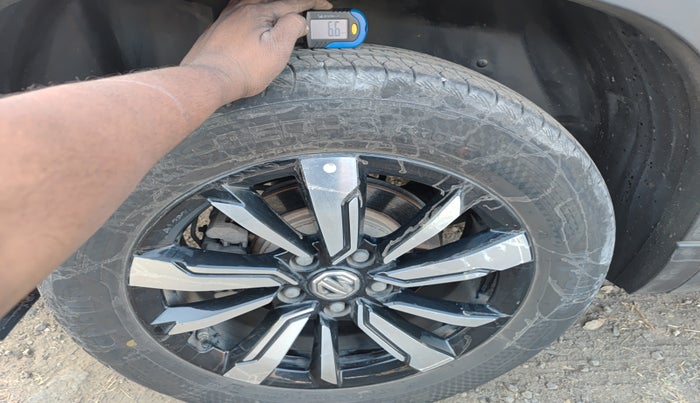 2020 MG HECTOR PLUS SHARP 2.0 DIESEL TURBO MT 6-STR, Diesel, Manual, 1,29,590 km, tyre