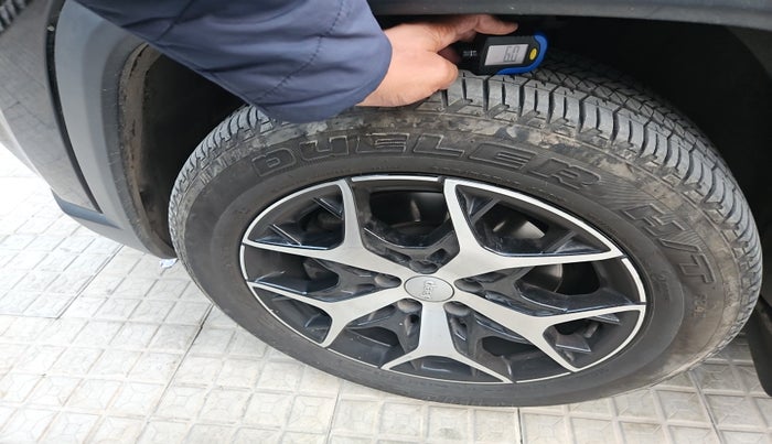 2023 Jeep MERIDIAN LIMITED (O) 4X2 AT, Diesel, Automatic, 20,500 km, tyre