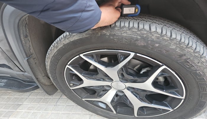 2023 Jeep MERIDIAN LIMITED (O) 4X2 AT, Diesel, Automatic, 20,500 km, tyre