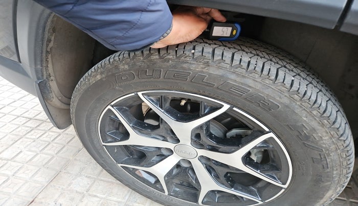 2023 Jeep MERIDIAN LIMITED (O) 4X2 AT, Diesel, Automatic, 20,500 km, tyre