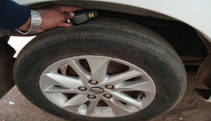 2018 Toyota Innova Crysta 2.4 GX 8 STR, Diesel, Manual, 2,37,752 km, tyre