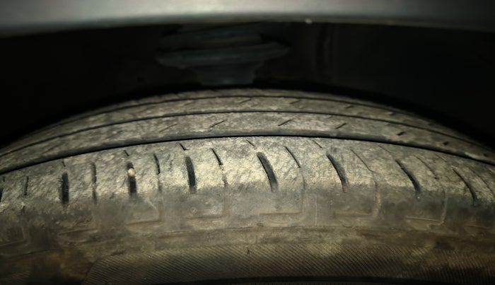 2023 Maruti IGNIS ZETA 1.2 AMT, Petrol, Automatic, 14,715 km, tyre