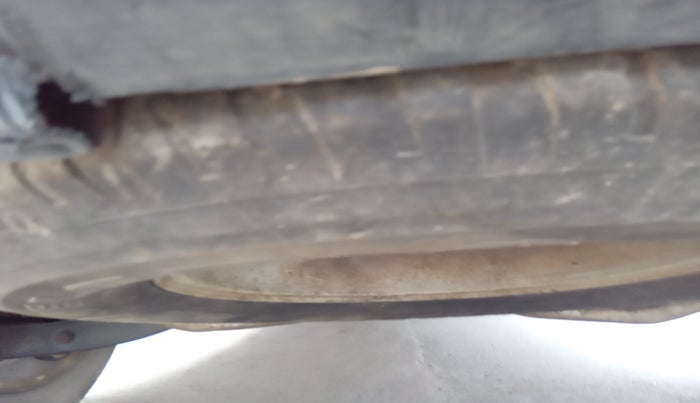 2013 Mahindra XUV500 W8, Diesel, Manual, 1,08,000 km, tyre