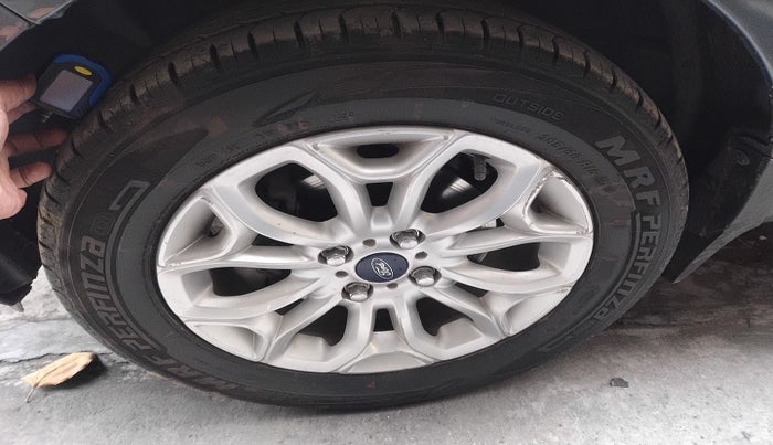 2017 Ford Ecosport TITANIUM 1.5L DIESEL, Diesel, Manual, 57,156 km, tyre