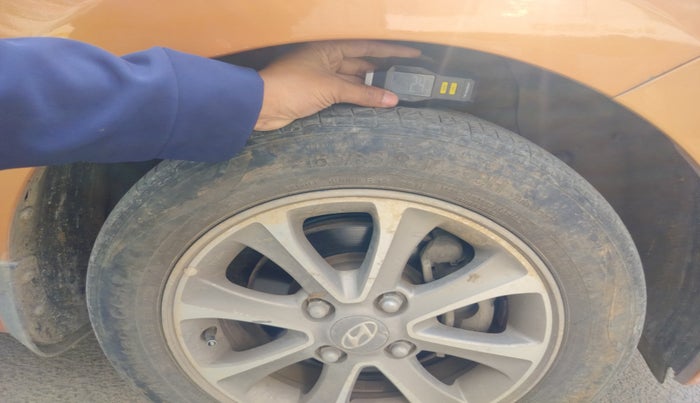 2015 Hyundai Grand i10 ASTA 1.2 KAPPA VTVT, Petrol, Manual, 1,01,000 km, tyre