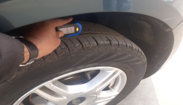 2018 Mahindra MARAZZO M6 8 STR, Diesel, Manual, 2,17,268 km, tyre