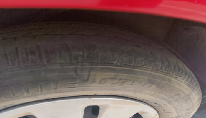 2012 Hyundai i10 MAGNA 1.2, Petrol, Manual, 64,107 km, tyre