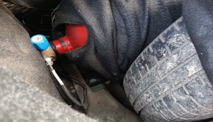 2010 Maruti Swift LXI, Petrol, Manual, 71,189 km, tyre