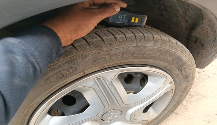 2021 Tata NEXON XM PETROL, Petrol, Manual, 28,500 km, tyre