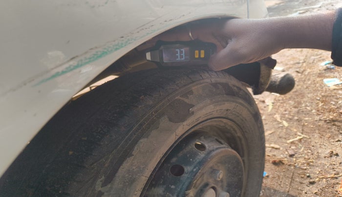 2022 Maruti Alto LXI OPT CNG, Petrol, Manual, 45,796 km, tyre