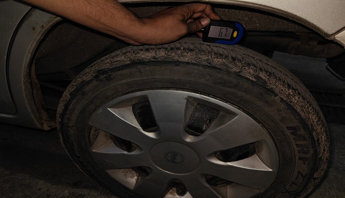 2010 Maruti Zen Estilo VXI, Petrol, Manual, 66,449 km, tyre