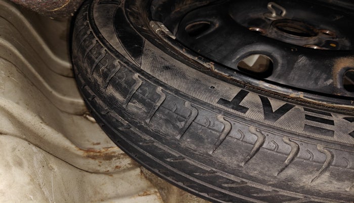 2010 Maruti Zen Estilo VXI, Petrol, Manual, 66,449 km, tyre