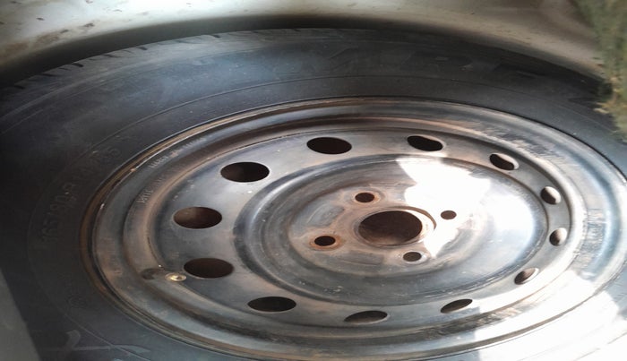 2011 Maruti Ritz VXI, Petrol, Manual, 92,763 km, tyre