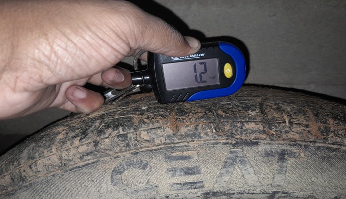 2013 Maruti OMNI E STD, Petrol, Manual, 86,552 km, tyre