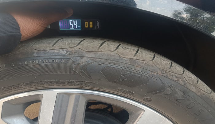 2023 Hyundai Verna SX (O)1.5 VTVT, Petrol, Manual, 10,000 km, tyre