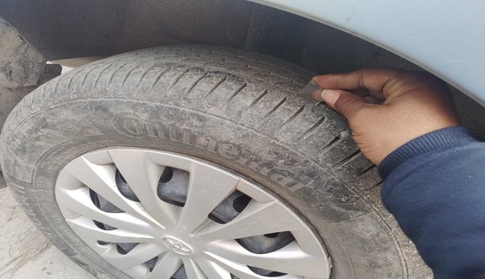 2011 Toyota Etios G, Petrol, Manual, 93,921 km, tyre