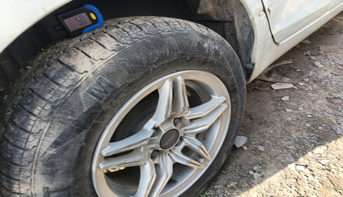 2017 Maruti Swift LDI, Diesel, Manual, 81,586 km, tyre