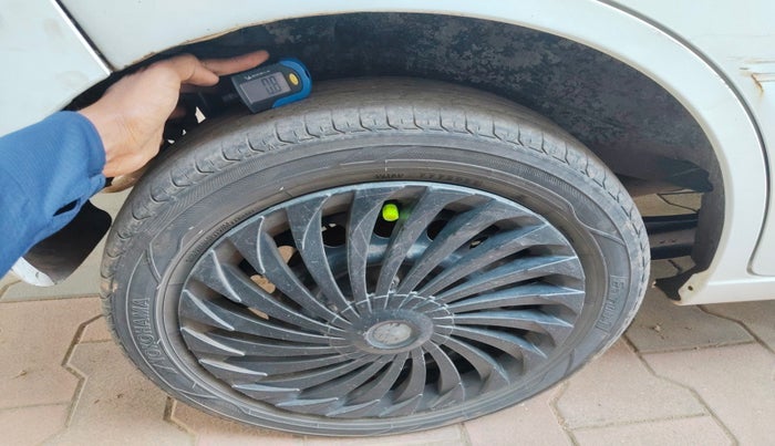 2014 Maruti Wagon R 1.0 VXI, Petrol, Manual, 1,25,250 km, tyre