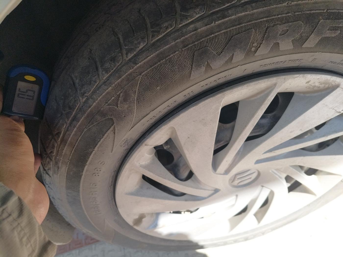 2012 Maruti Ertiga VDI, Diesel, Manual, 97,501 km, tyre