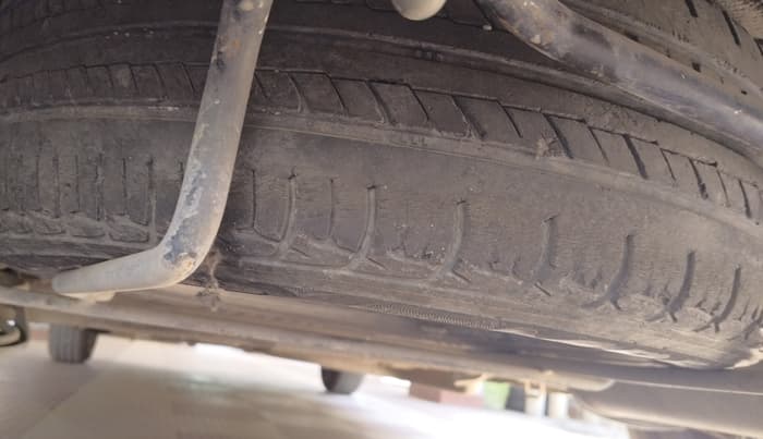 2012 Maruti Ertiga VDI, Diesel, Manual, 97,501 km, tyre