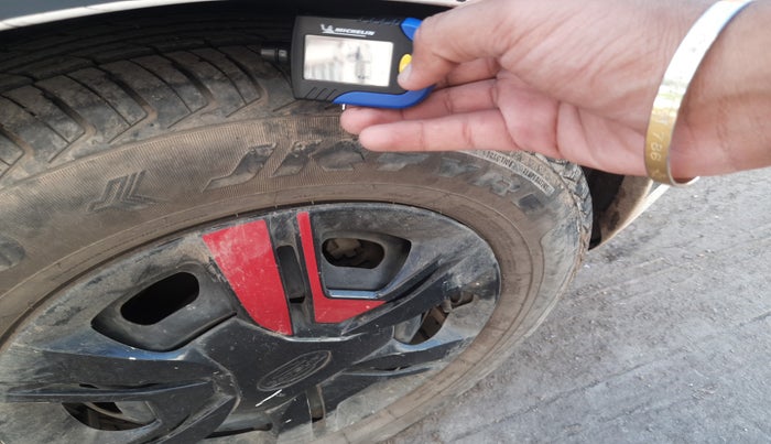 2019 Datsun Go Plus T(O), Petrol, Manual, 53,385 km, tyre