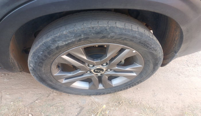 2020 KIA SELTOS HTX 1.5 DIESEL, Diesel, Manual, 1,09,100 km, tyre