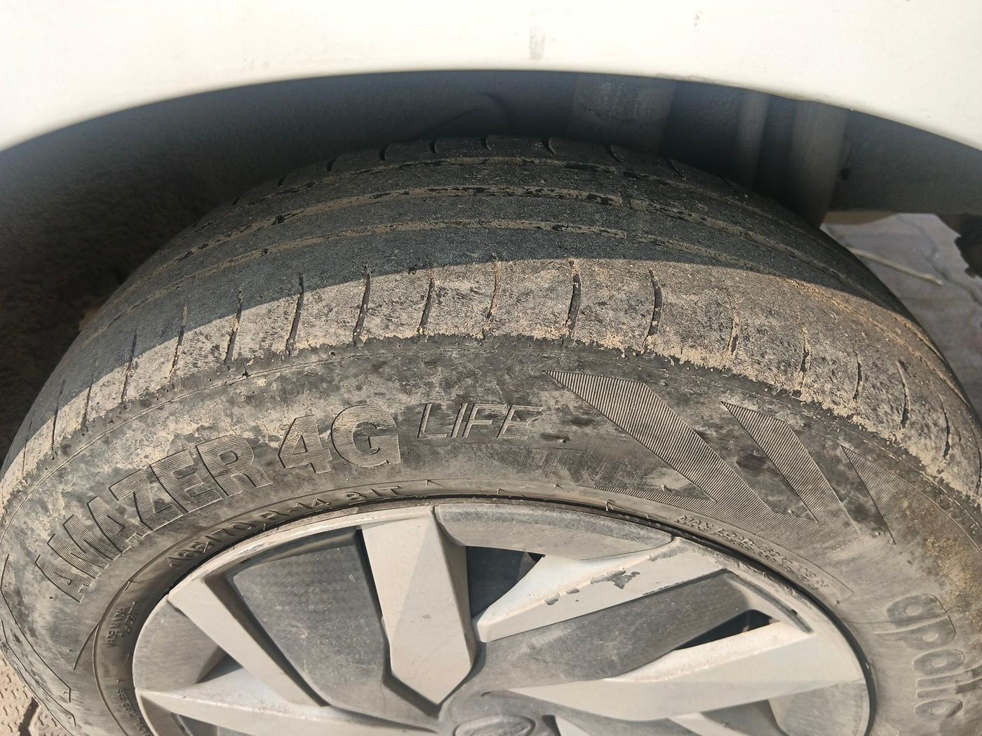2019 Datsun Go T, Petrol, Manual, 58,346 km, tyre
