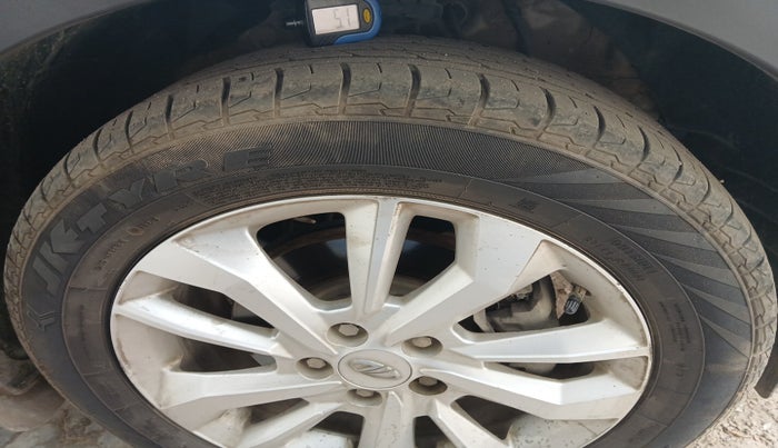 2020 Mahindra XUV300 W8 1.5 DIESEL, Diesel, Manual, 89,583 km, tyre