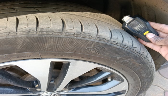 2021 MG HECTOR PLUS SHARP 2.0 DIESEL TURBO MT 6-STR, Diesel, Manual, 1,16,273 km, tyre