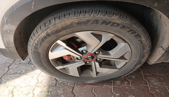 2020 KIA SONET GTX PLUS 1.0 DCT, Petrol, Automatic, 40,500 km, tyre