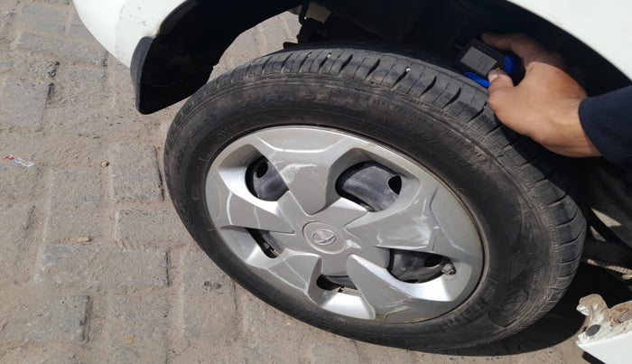 2022 Tata TIGOR XM CNG, Petrol, Manual, 1,05,000 km, tyre