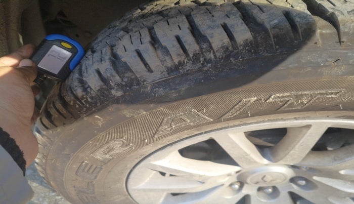 2014 Mitsubishi Pajero Sport 2.5 MT 4X4, Diesel, Manual, 2,62,177 km, tyre