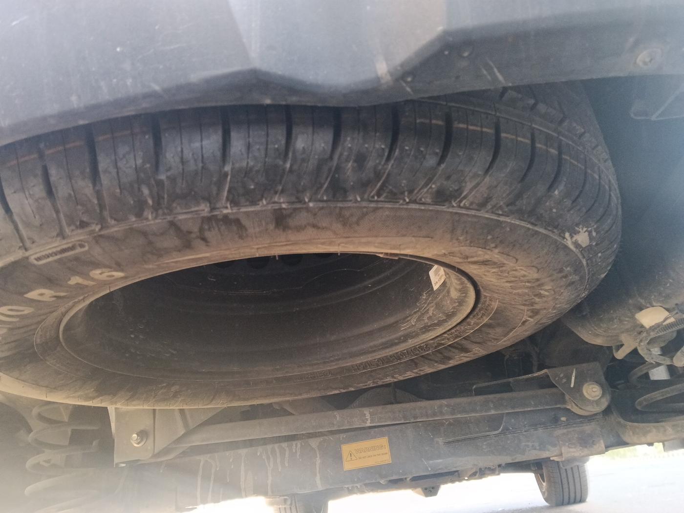 2022 Tata Harrier XT PLUS 2.0L KRYOTEC DARK EDITON, Diesel, Manual, 21,275 km, tyre