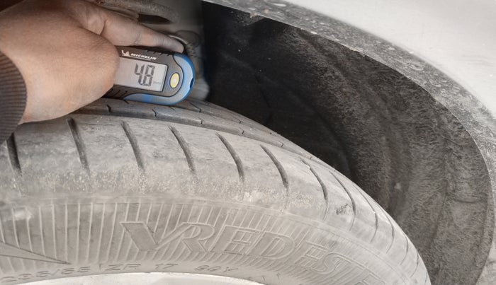 2016 Audi Q3 35 TDI Quattro, Diesel, Automatic, 1,51,000 km, tyre