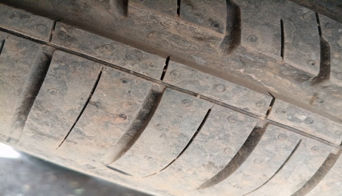 2023 Tata Safari XZA PLUS O ADVENTURE, Diesel, Automatic, 27,500 km, tyre