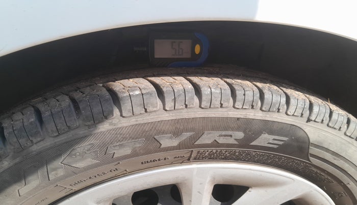 2018 Hyundai Grand i10 MAGNA 1.2 KAPPA VTVT, Petrol, Manual, 1,05,274 km, tyre