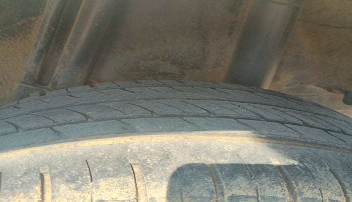 2010 Honda City 1.5L I-VTEC V AT, Petrol, Automatic, 1,19,200 km, tyre