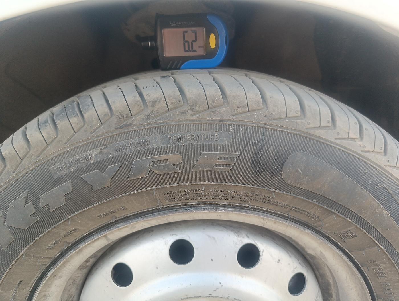 2018 Maruti Celerio LXI, Petrol, Manual, 1,09,119 km, tyre