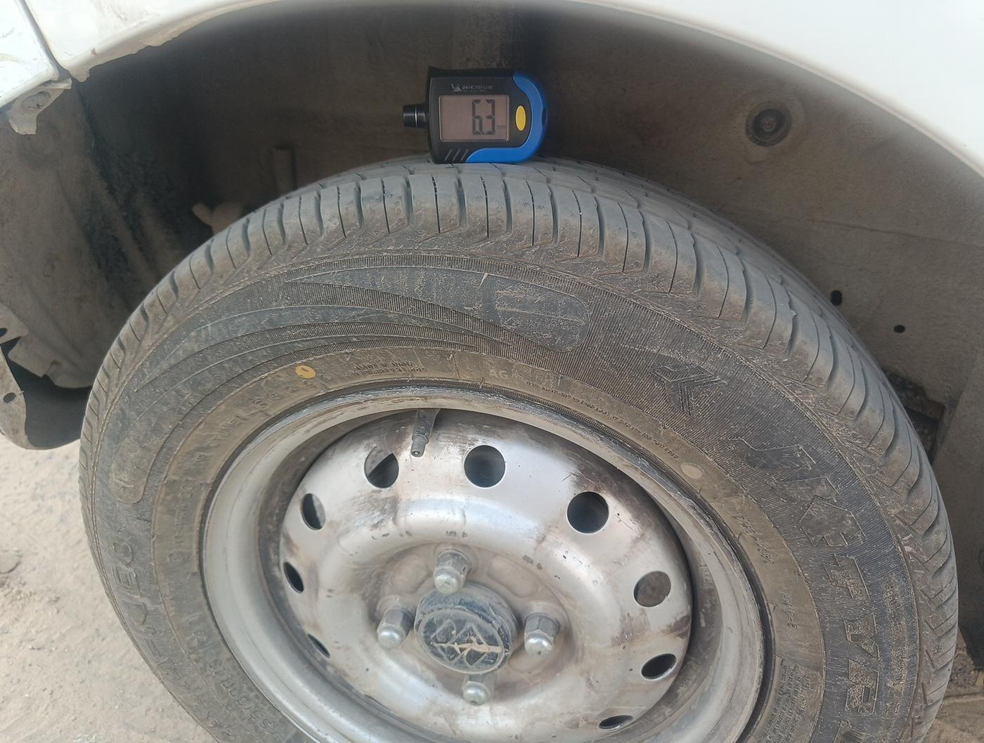 2018 Maruti Celerio LXI, Petrol, Manual, 1,09,119 km, tyre
