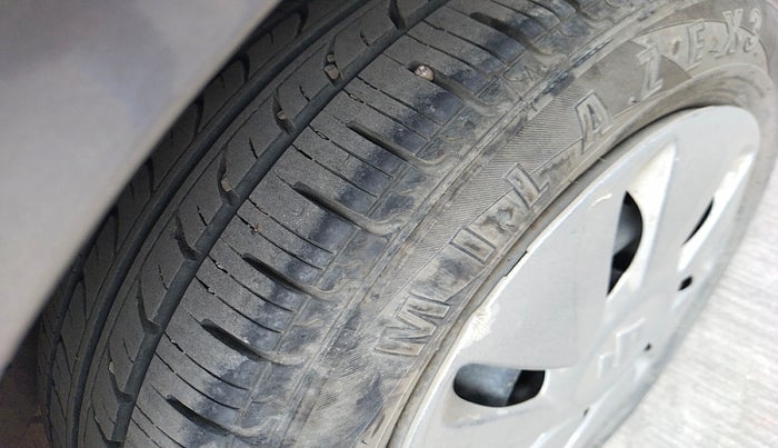 2017 Maruti Celerio VXI CNG, Petrol, Manual, 47,781 km, tyre